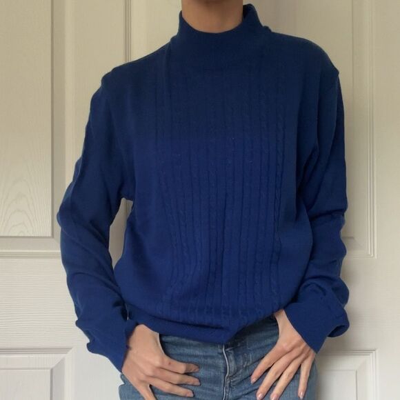 Leslie Fay Sweaters - Royal Blue Cableknit turtleneck sweater